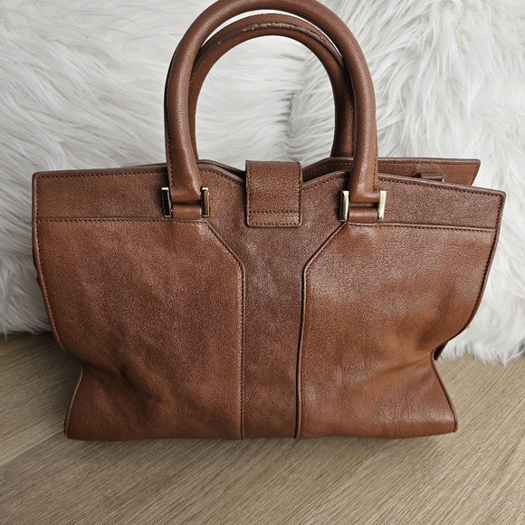 SOLD⚠️ Authentic Yves Saint Laurent Cabas chyc - Picture 3 of 17